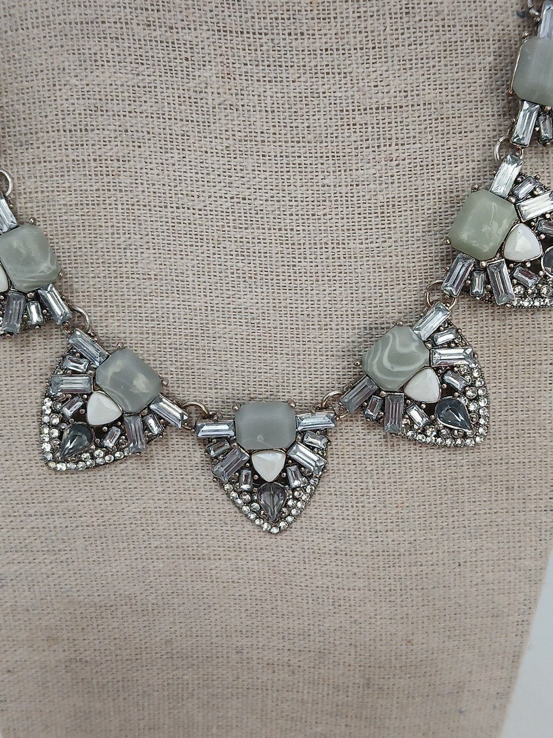 SPRING STREET Brand silvertone clear multi color & shapes statement necklace