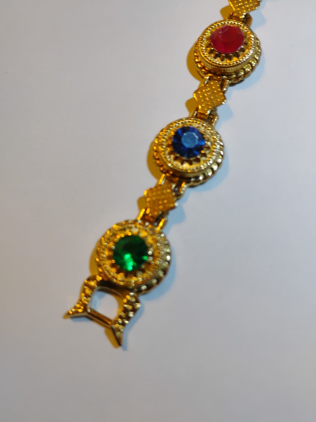Goldtone Bracelet With blue Red Purple And Green Rhinestones 7″ 101L
