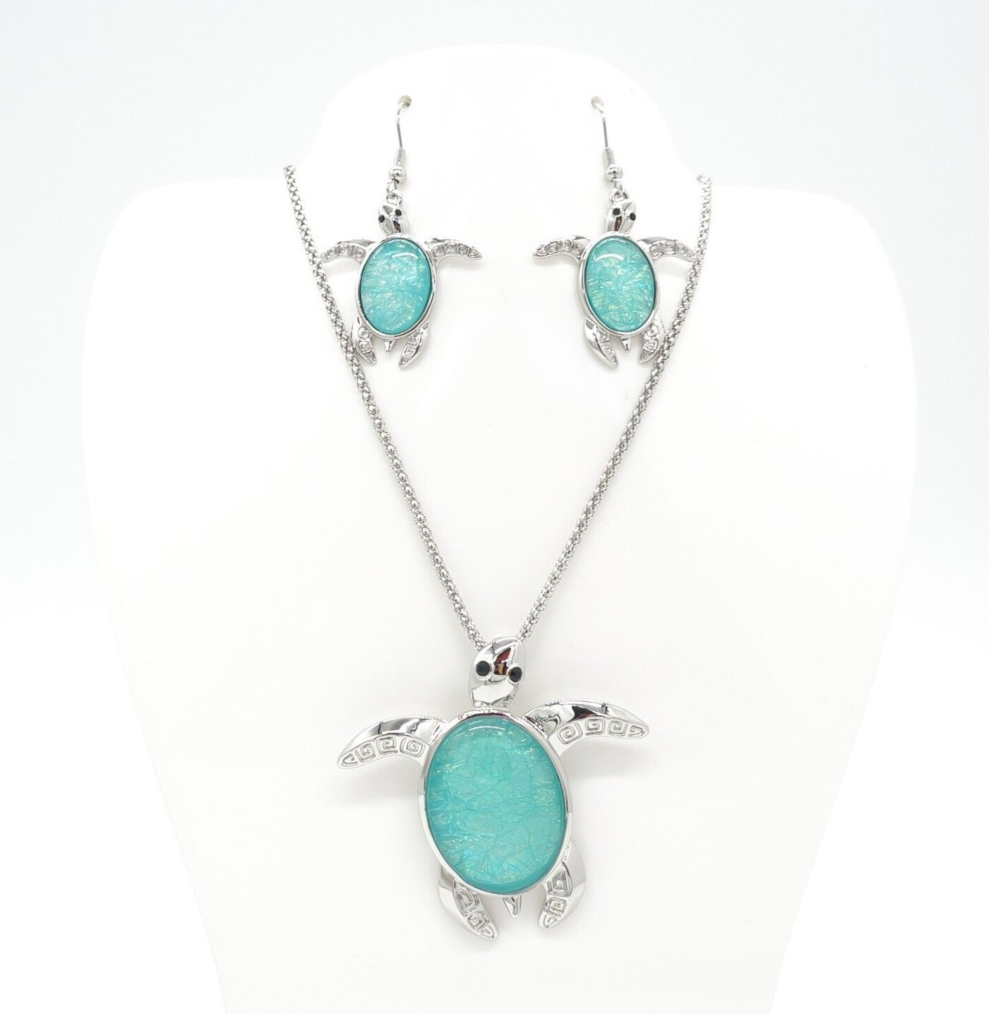 Resin Jewelry Necklace, Pendant, and Earring Set – Metal Alloy Ocean Sea Turtle