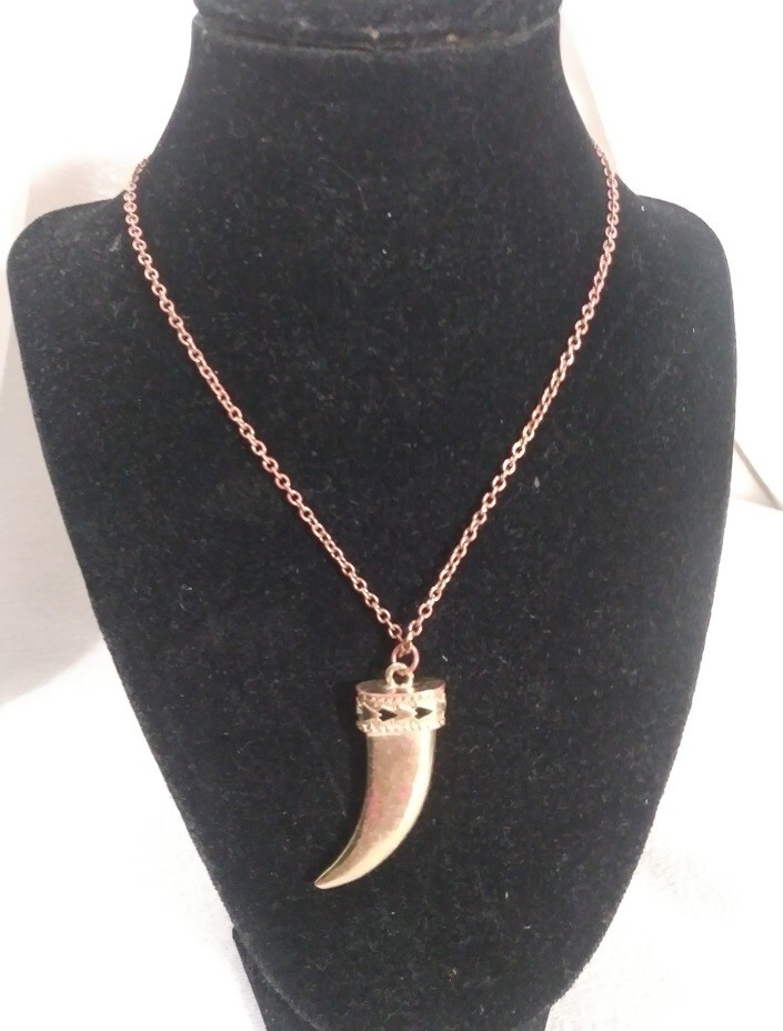 Vintage Silver Tone Copper Horn Claw Tooth Pendant Necklace 29″ Adjustable