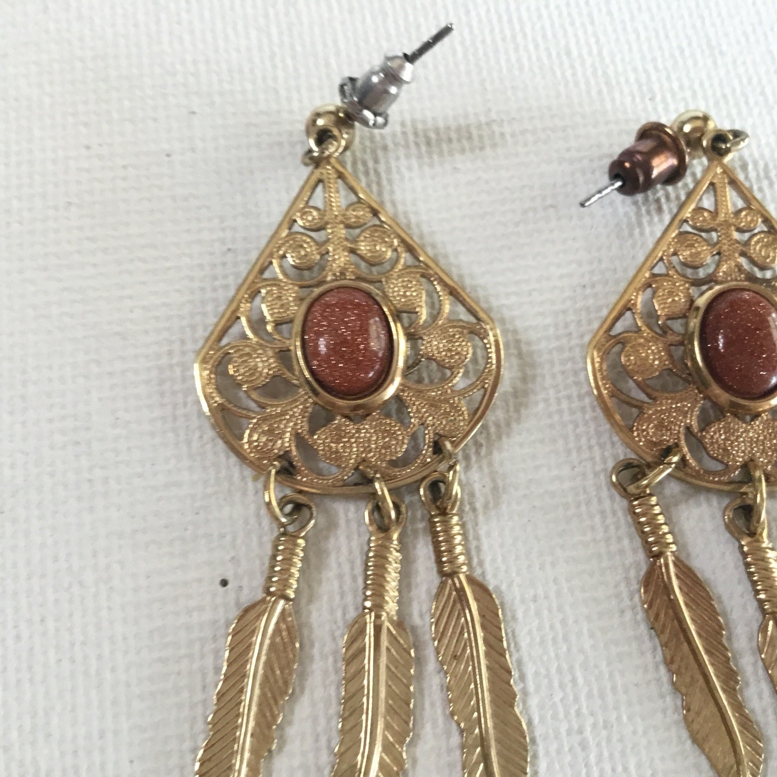 Southwest Goldstone Copper Dangle Earrings Gold Tone Feathers