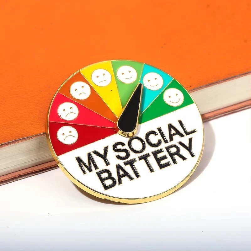 Funny Social Battery Slider Pin – 7-Mood Expression Badge, Cute Interactive Pin
