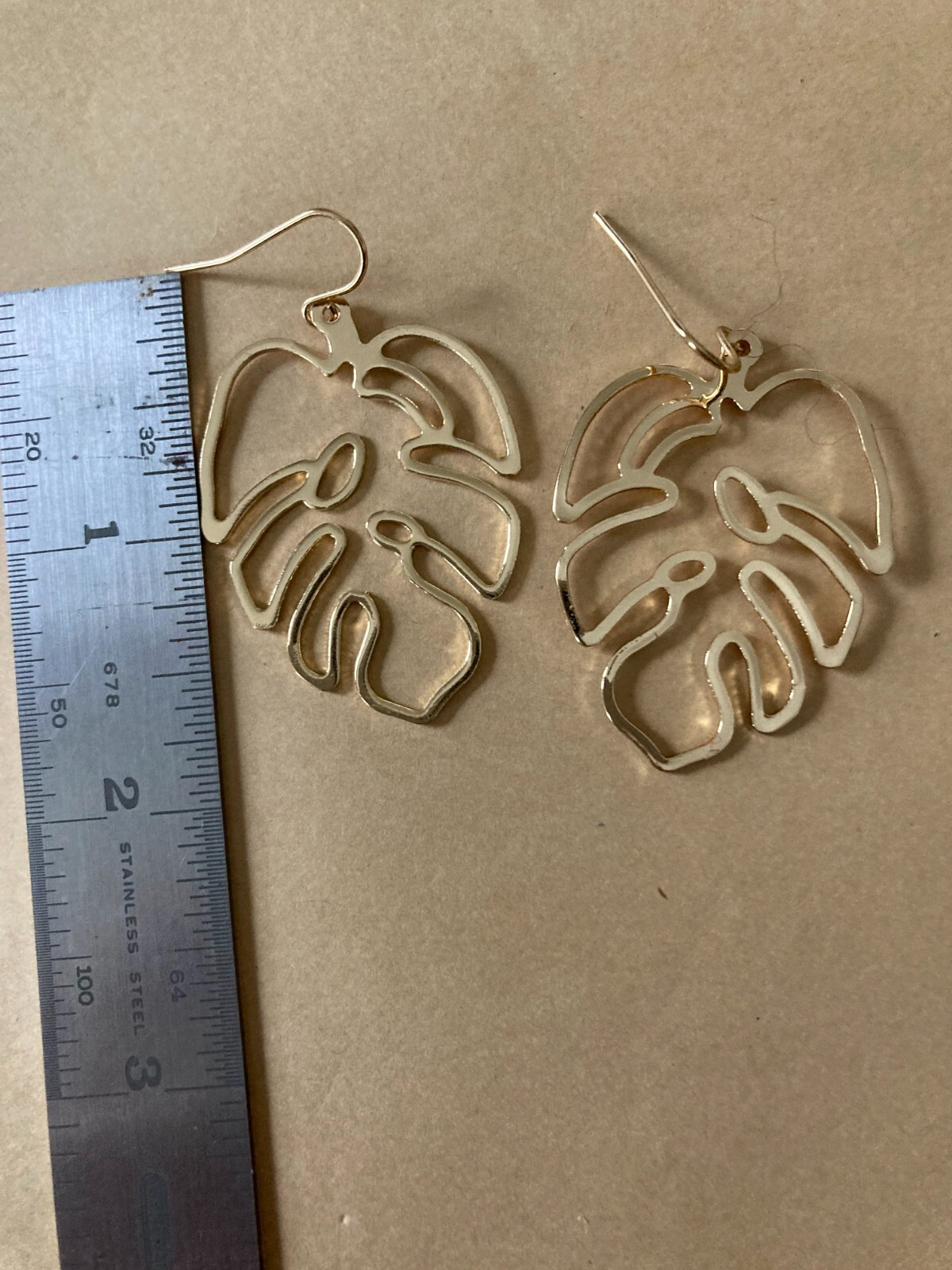 Earrings Gold Tone Monstera Leaves Dangle off Hooks 1.75 inch