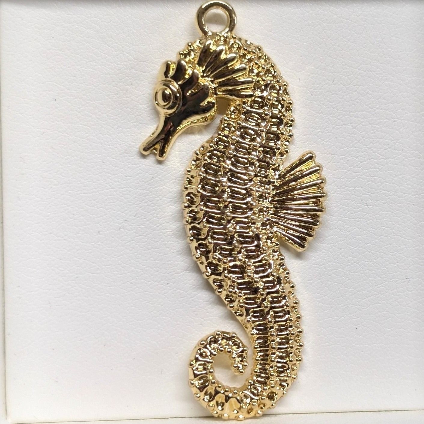 New Big 2.5″ Seahorse Pendant Charm Gold Tone Textured Nautical Beach Jewelry
