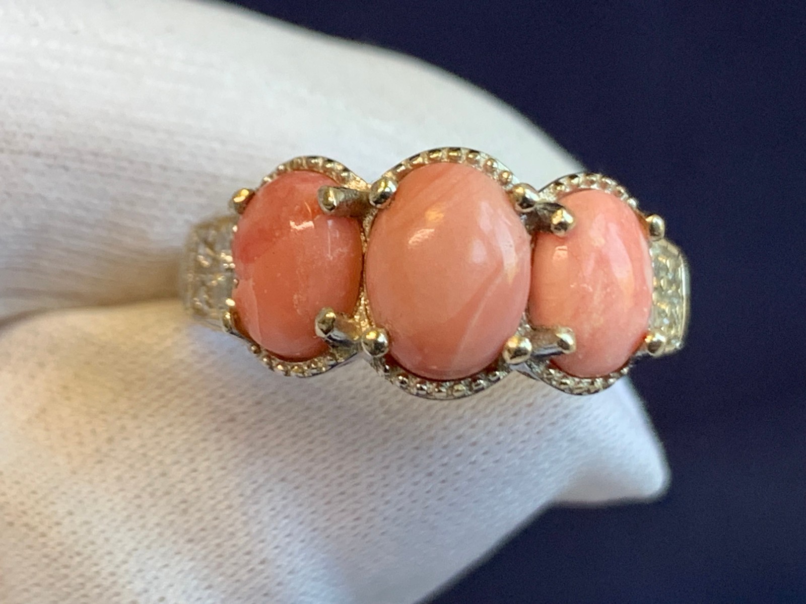 Sterling Silver Ring 3.64g Fine Jewelry Size 8 Band Angel Skin Coral Look *READ*