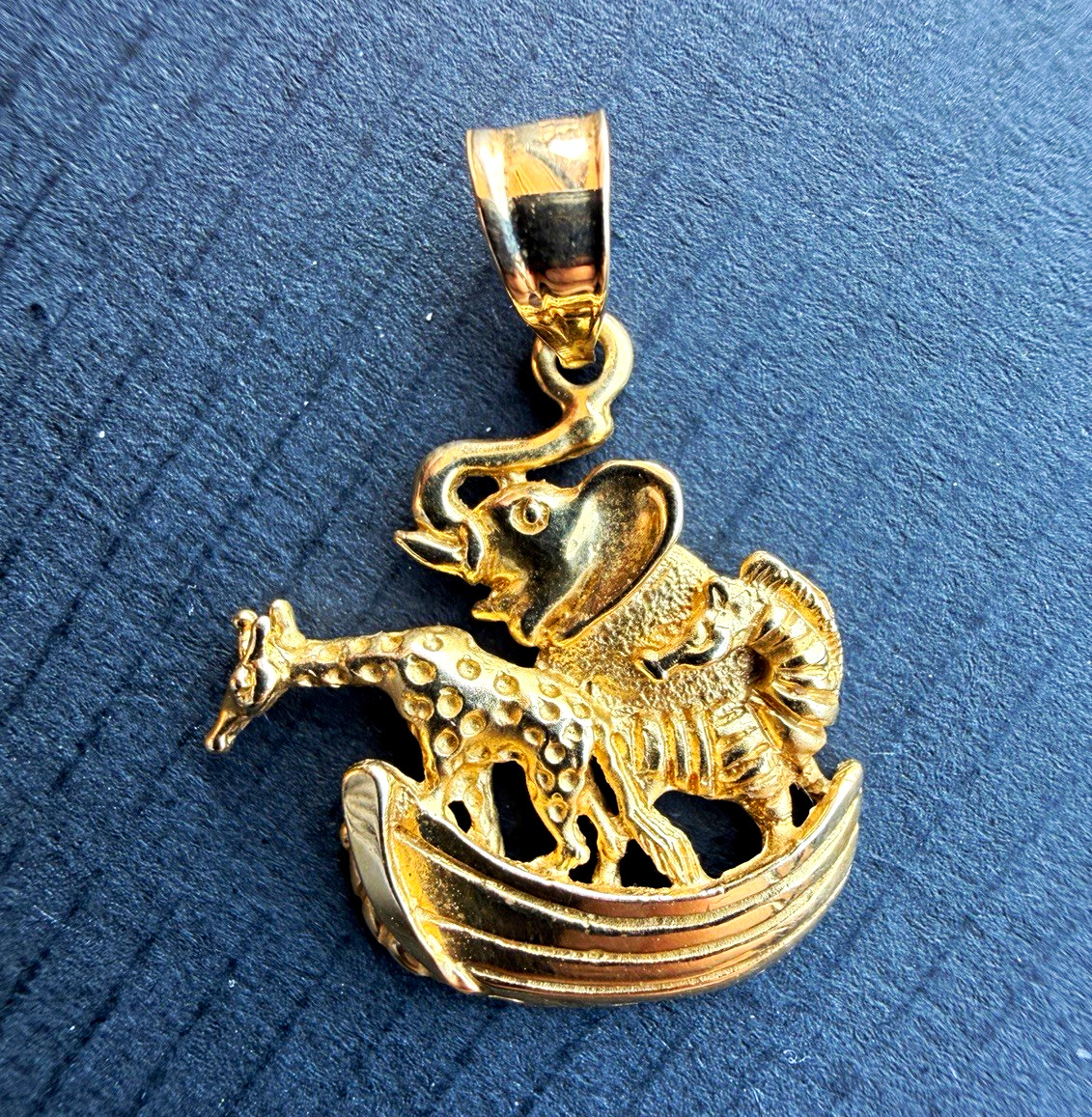 14k yellow gold Noah’s Ark pendant