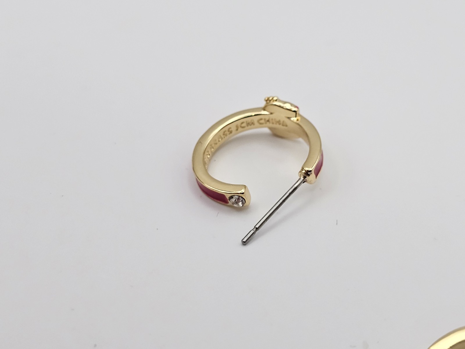 New in Box Hello Kitty Pink Enamel Gold Flash Plated Small Hoop Earrings ✨️