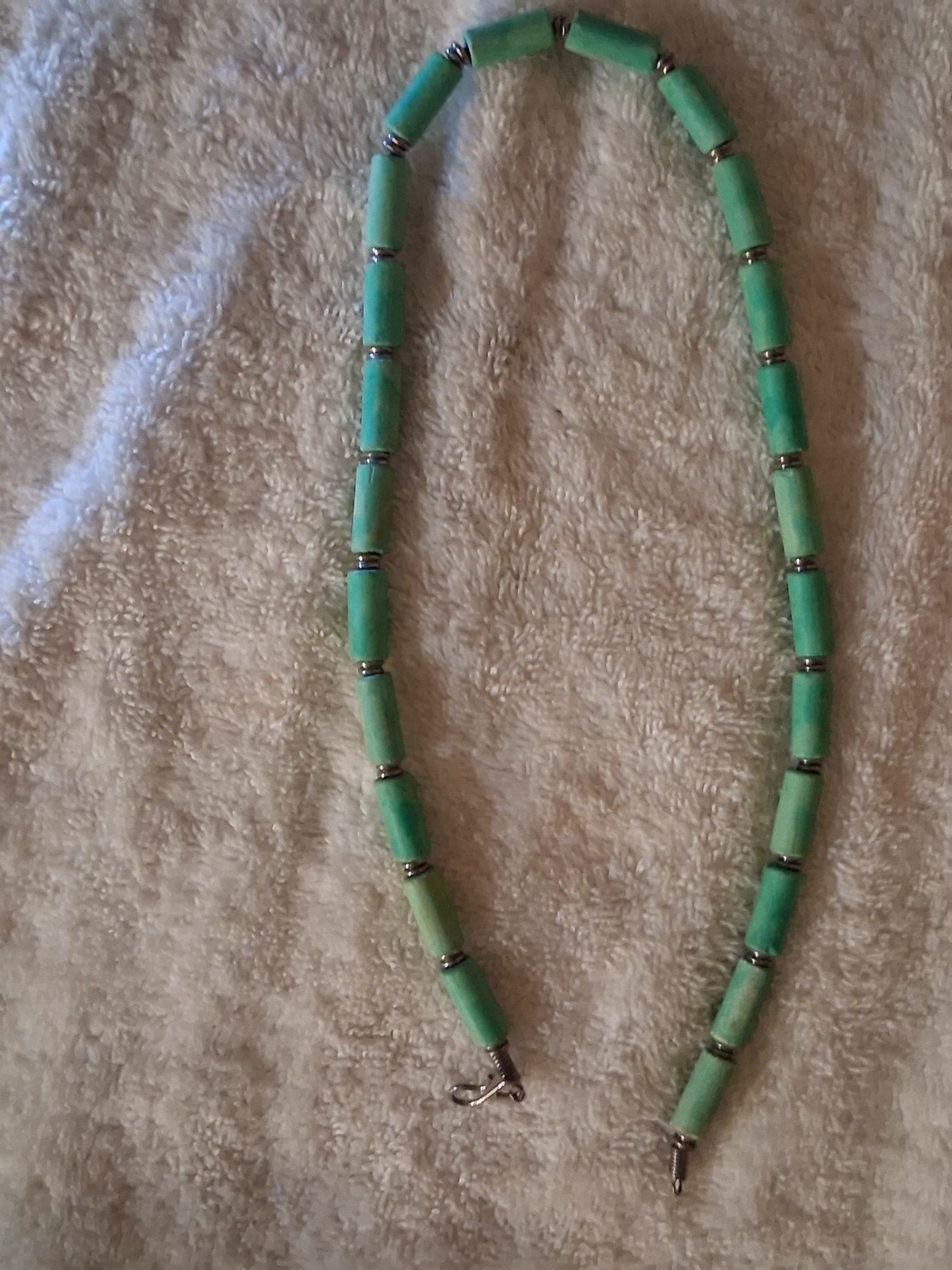 Green Plastic Beaded Necklace, Ball/Bead Chain, No Stone, Beaded Style