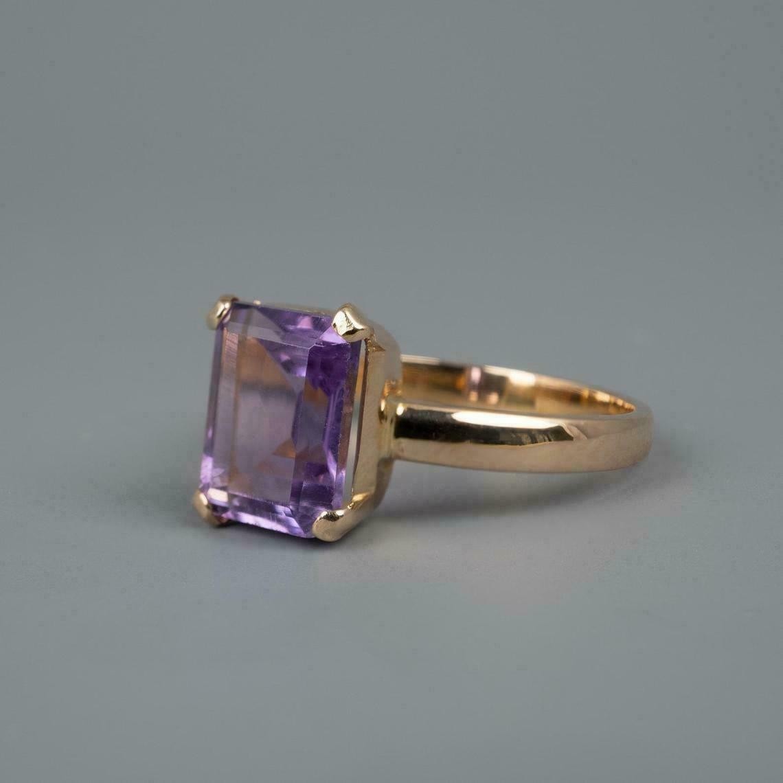 14K Yellow Gold Plated 2Ct Emerald Cut Simulated Amethyst Lovely Solitaire Ring