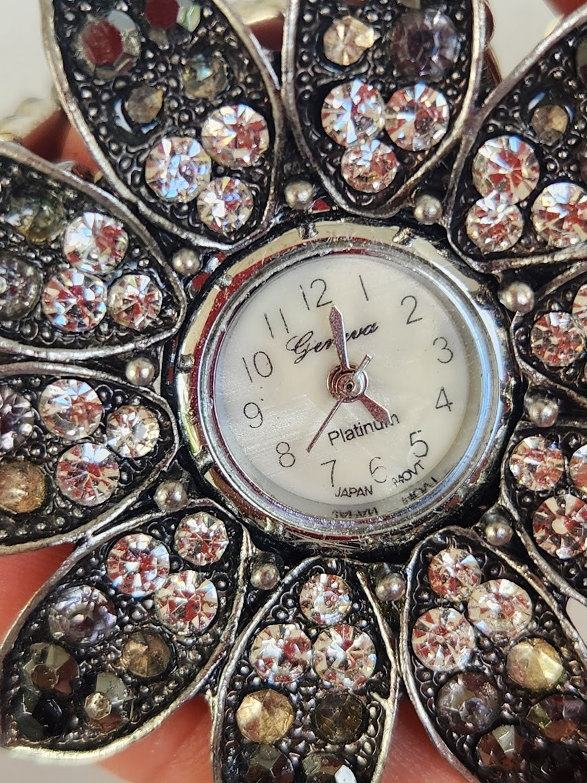 Costume Jewelry Mixed Style Rings Lot of 19 watch rings elastic band Dome