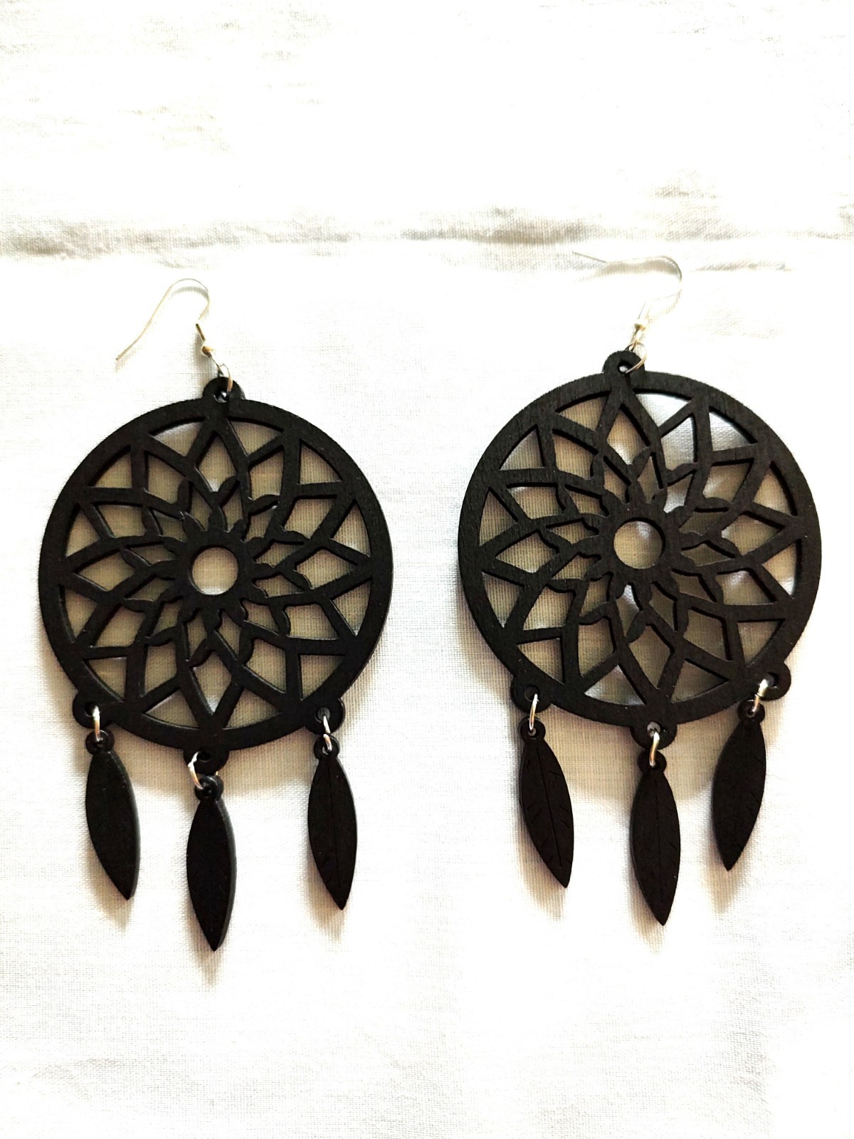 BLACK WOODEN DREAM CATCHER 3 FEATHERS REAL WOOD PAIR OF EARRINGS
