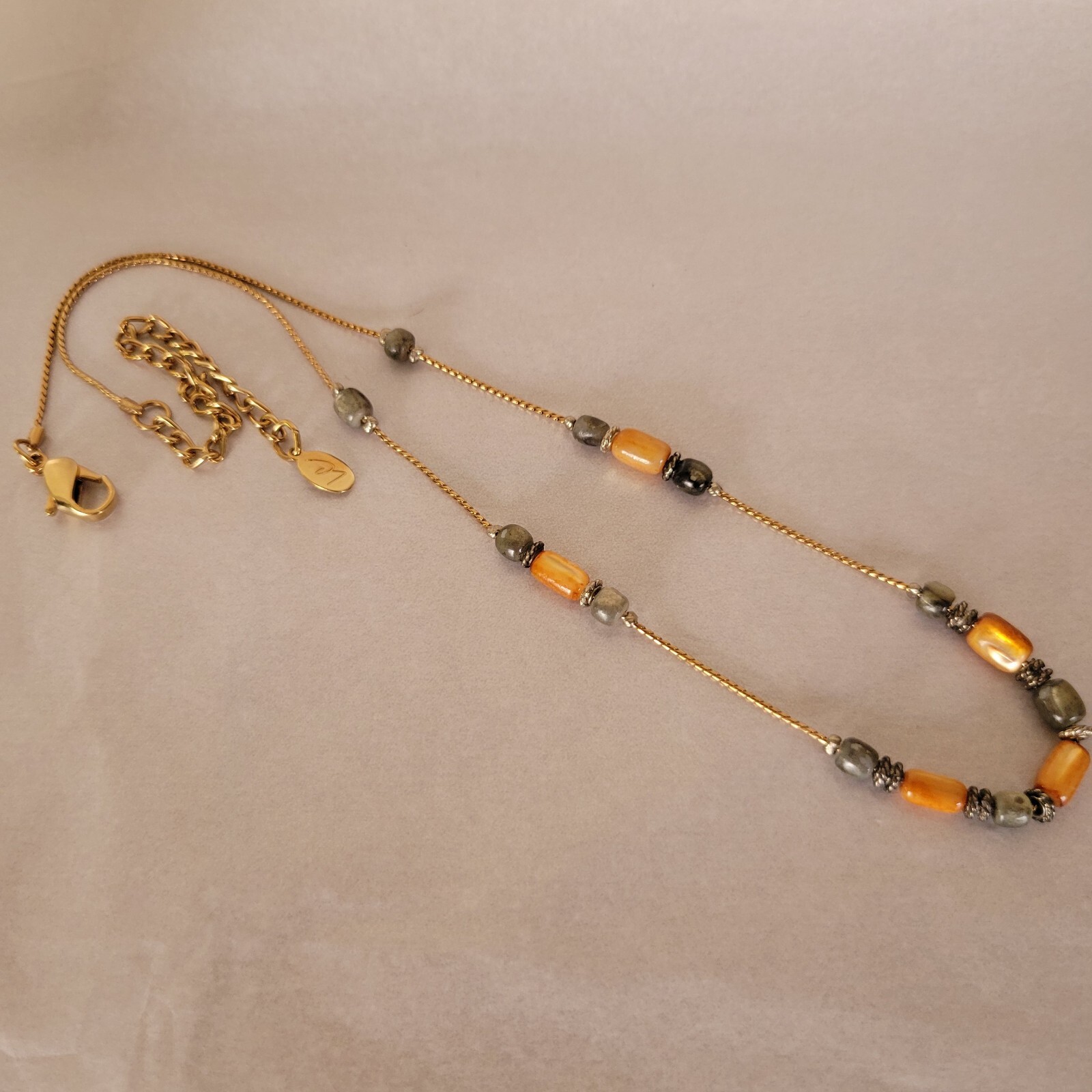 Liz Claiborne Amber Beaded Gold Tone Necklace 19 In. Adj. Signed