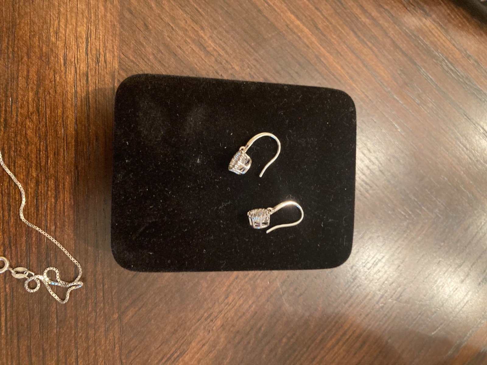 kay jewers earring and necklace set