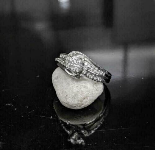 2.20Ct Round Cut Simulated Diamond Pretty Wedding Ring In 14k White Gold Plated