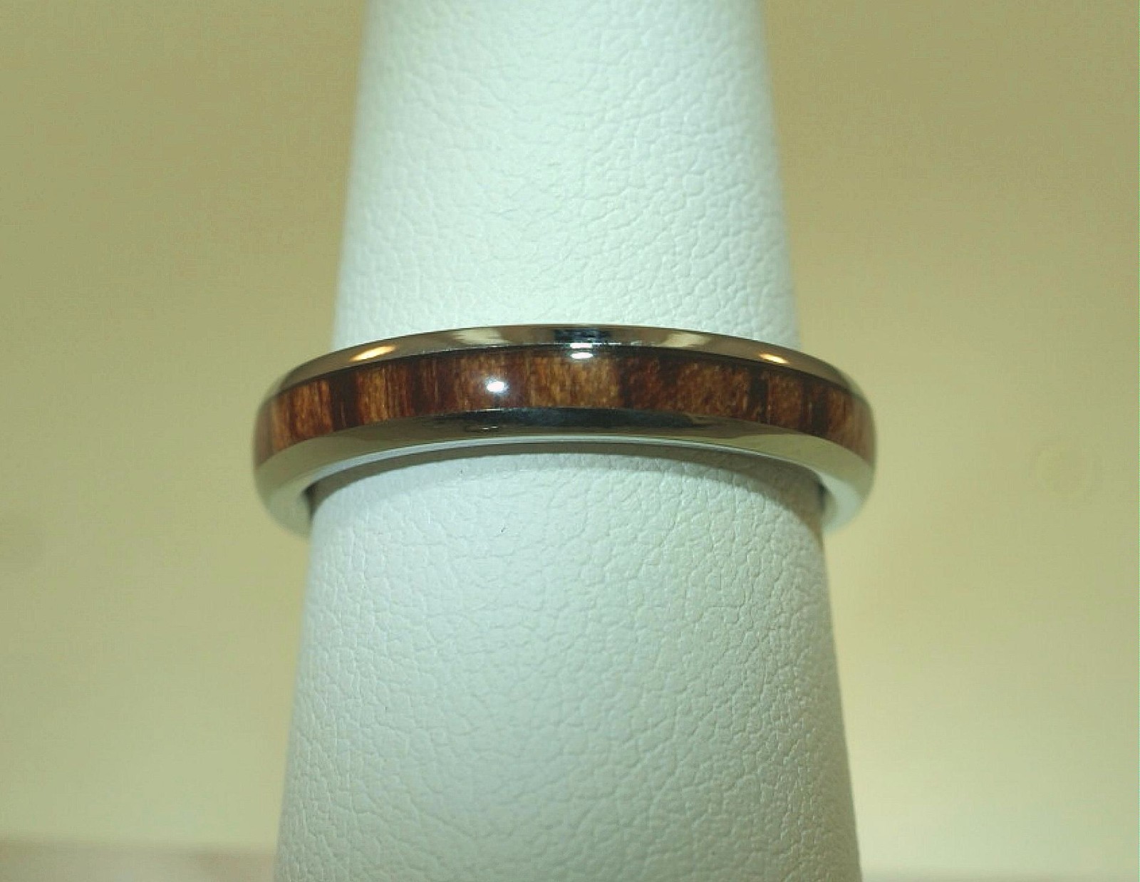 4MM TUNGSTEN GENUINE HAWAIIAN INLAY KOA WOOD COMFORT FIT DOMED WEDDING BAND RING