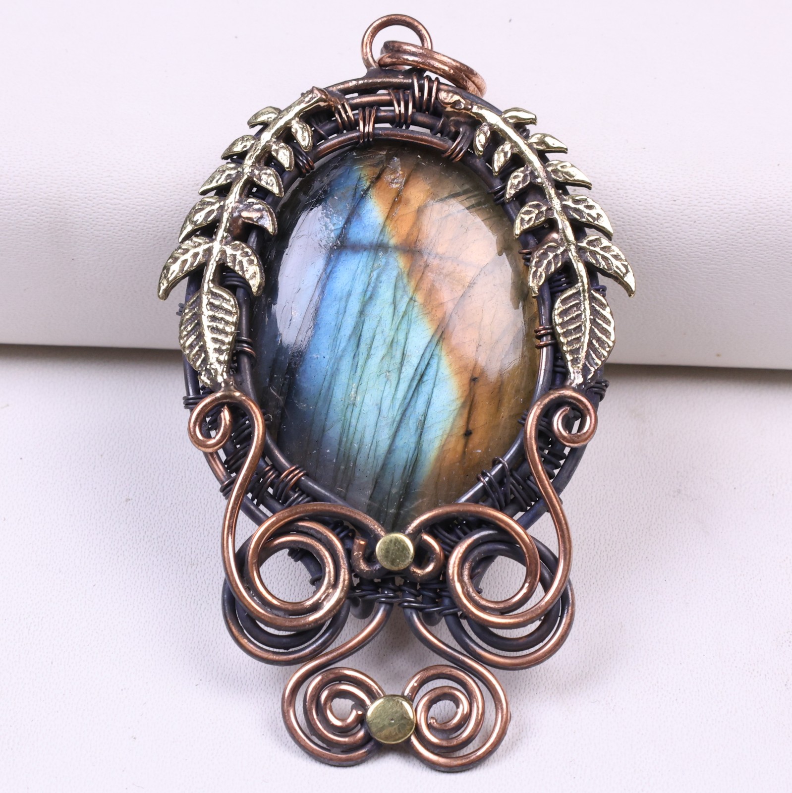 Labradorite Copper Wire Wrapped Pendant Gemstone Jewelry 6.1’cm
