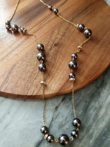J CREW OPERA LENGTH GREY PEARL AND CRYSTALS ON CHAIN NECKLACE GOLD METAL 32”