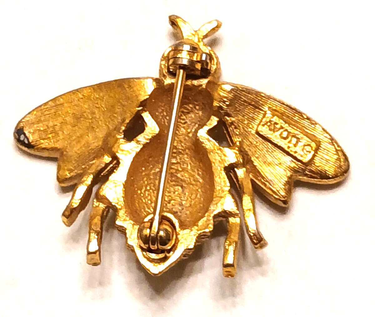 Vintage Bee Jewelry Lot – 19pcs Brooches & Earrings, 4 Signed Napier/Monet/Avon