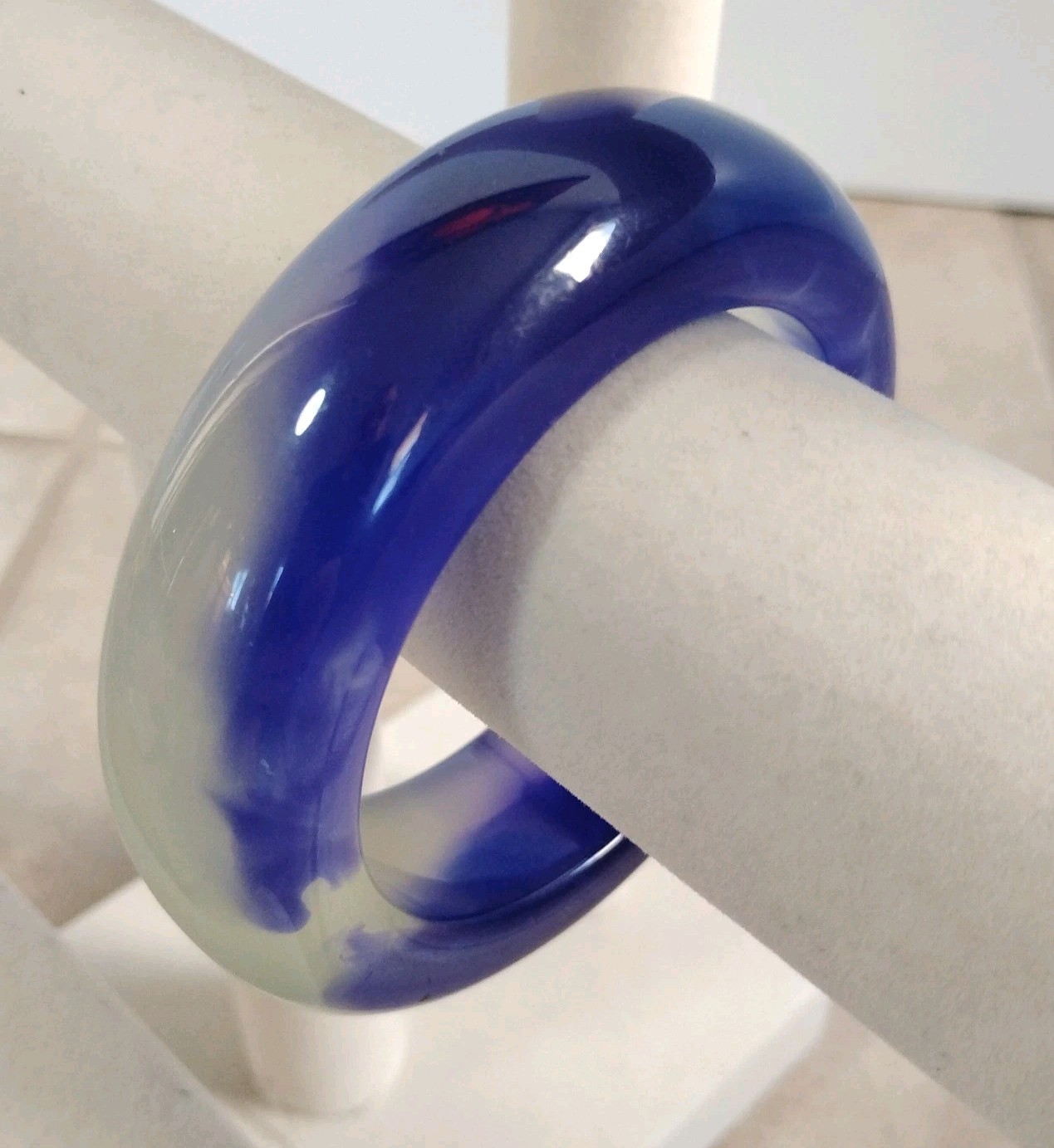 New Chunky Blue Resin Plastic Bangle Bracelet Heavy Sz 8 Drip