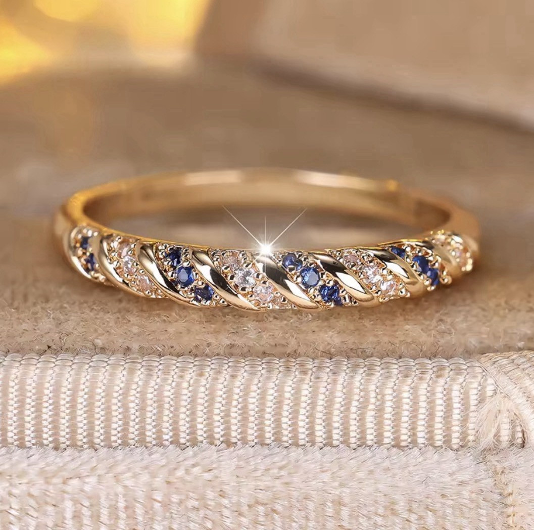 Gold Tone Twisted Band Ring Metal Blue & Clear Stones 2.9mm Wide