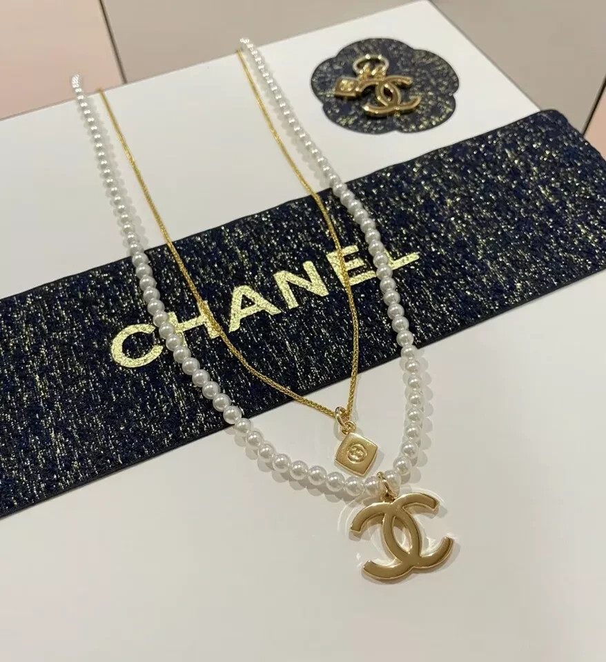 Rare Set of 3 CHANEL Beauty VIP Gift 2023 Holiday Gold Charm Pendant Christmas