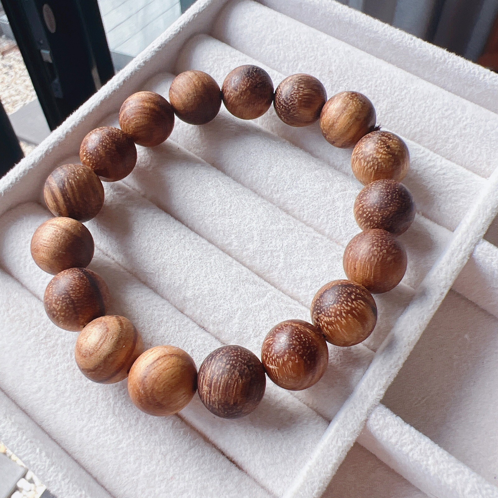 Good Quality Natural Real Agarwood Beaded Bracelet , 12mm Bead
