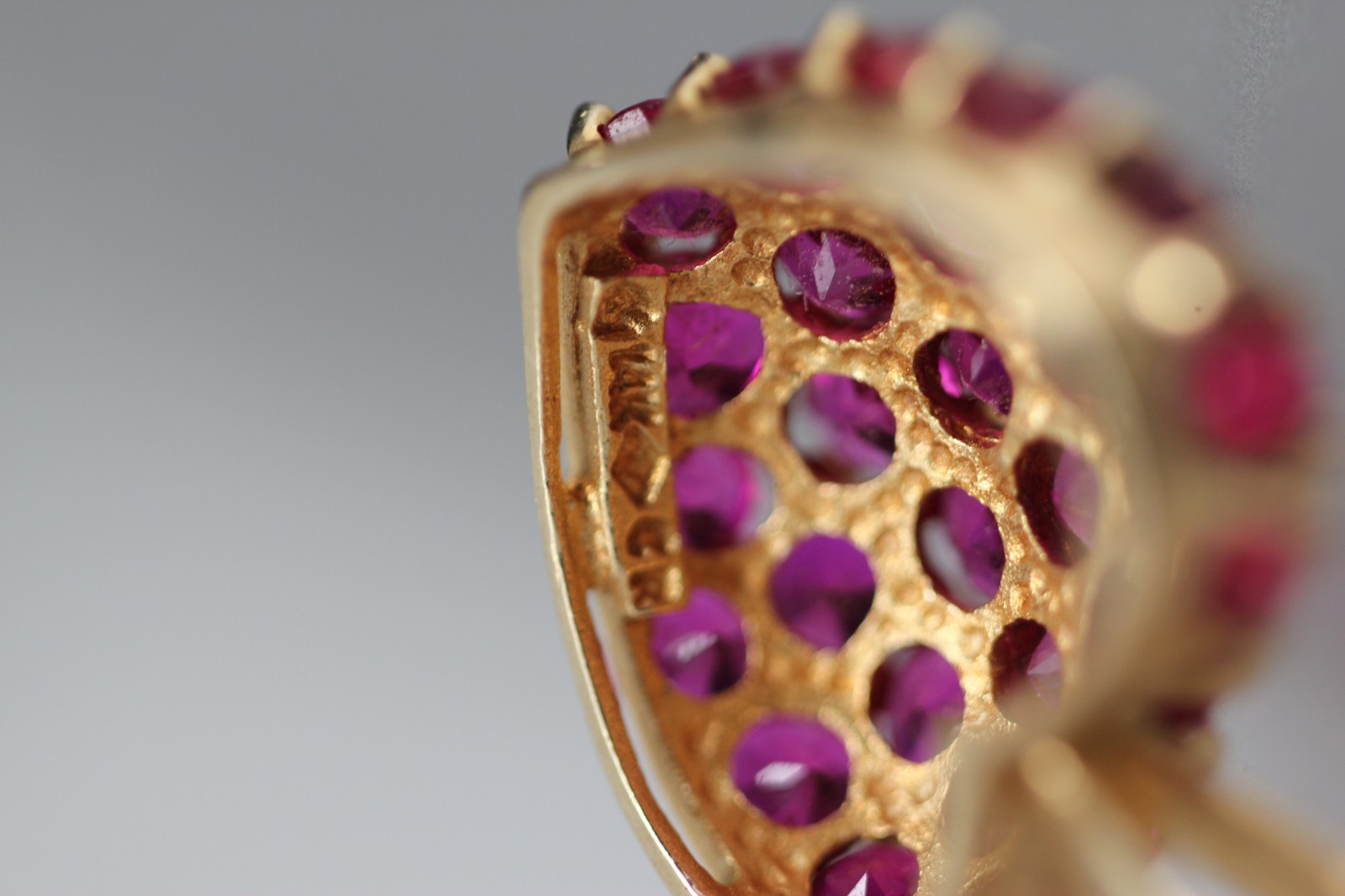 14K Yellow Gold Treated Ruby Cluster Heart Shaped Pendant 5.6 Grams (PEN10195)