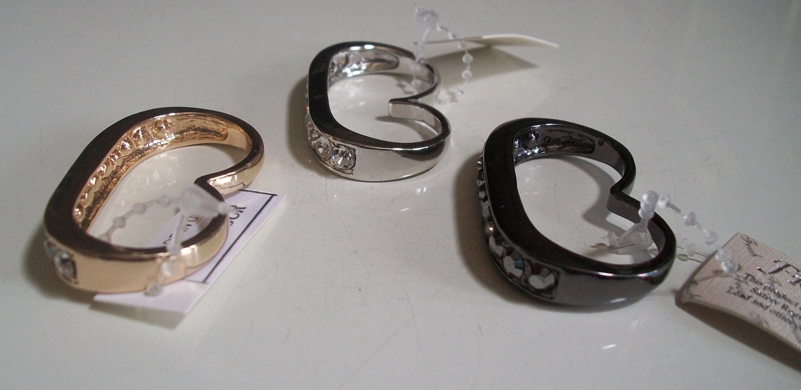 Men’s fashion dressy casual hip hop 2 finger ring pick size & color