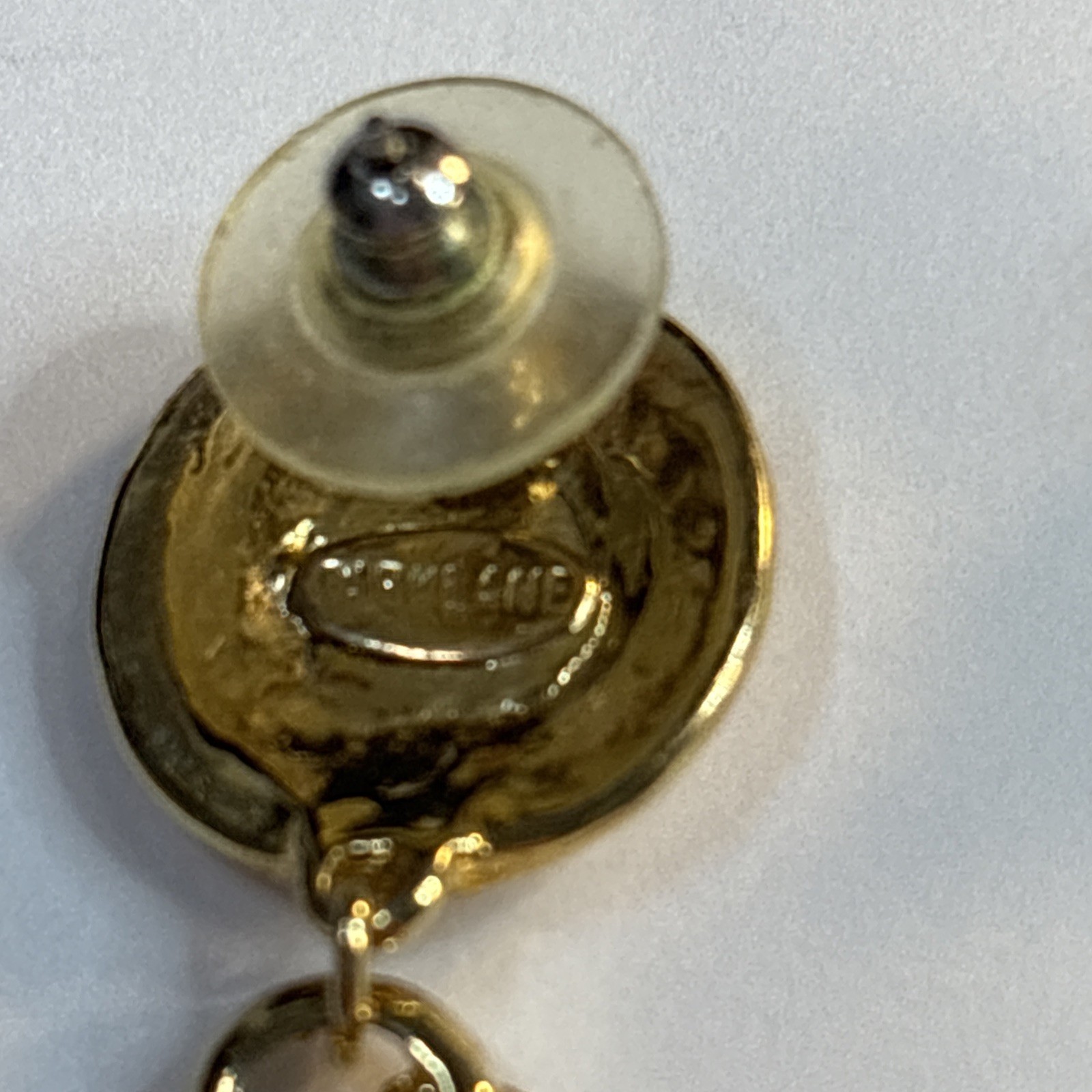 Park Lane Signed Anchor Earrings Pierced White Cream Gold Tone