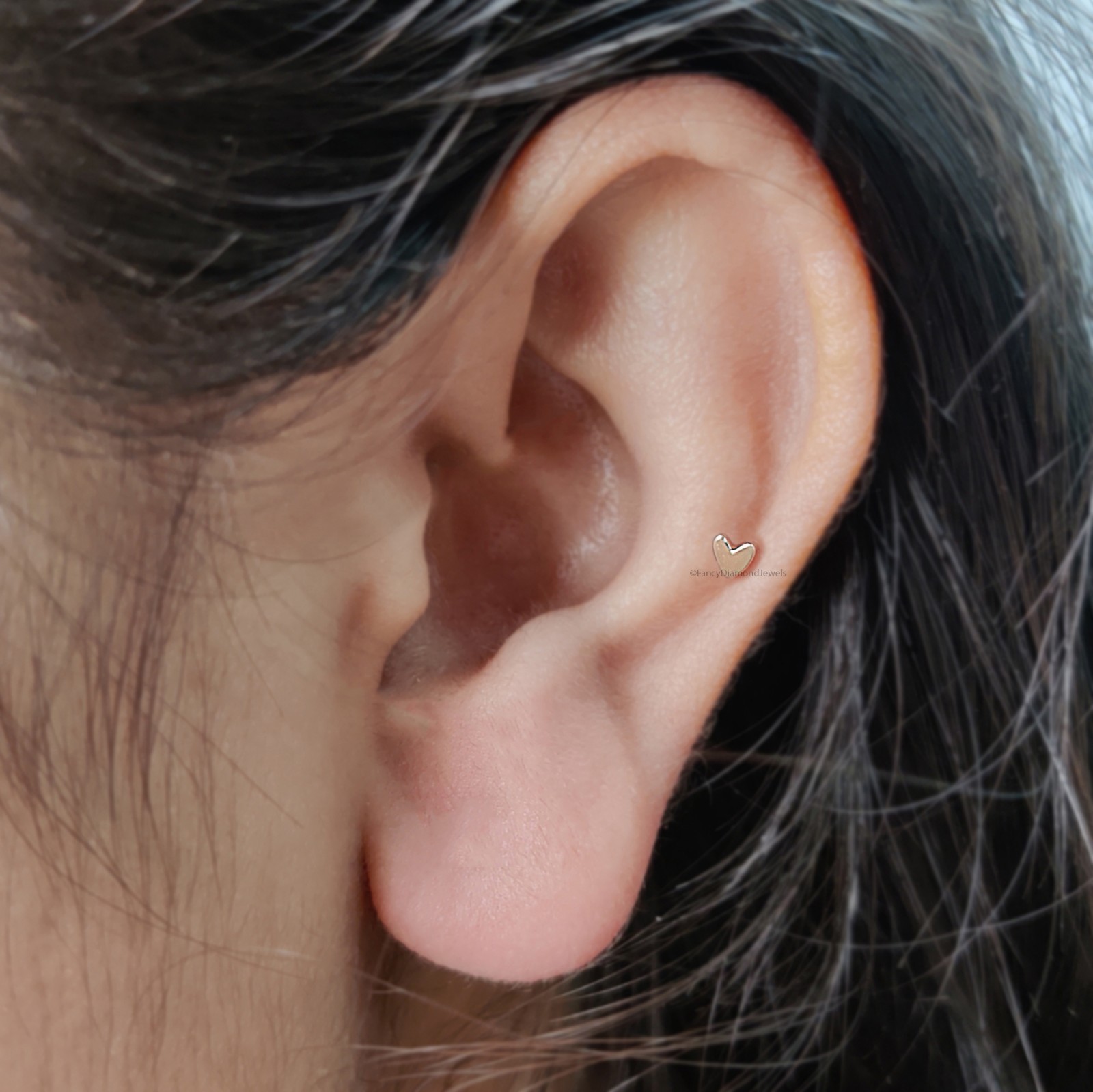 Heart Internally Threaded Labret tragus stud conch earrings flatback labret stud