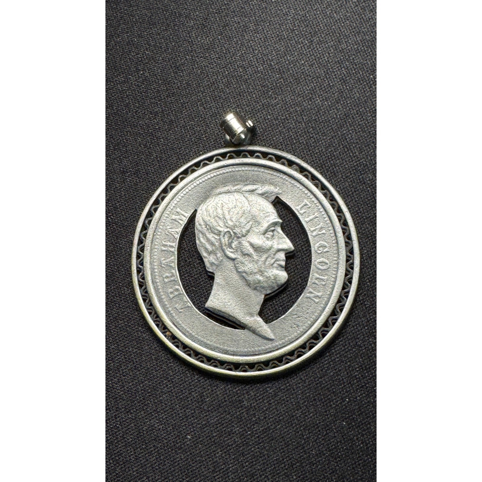Abraham Lincoln Commemorate Pendant Cut Out Metal Coin