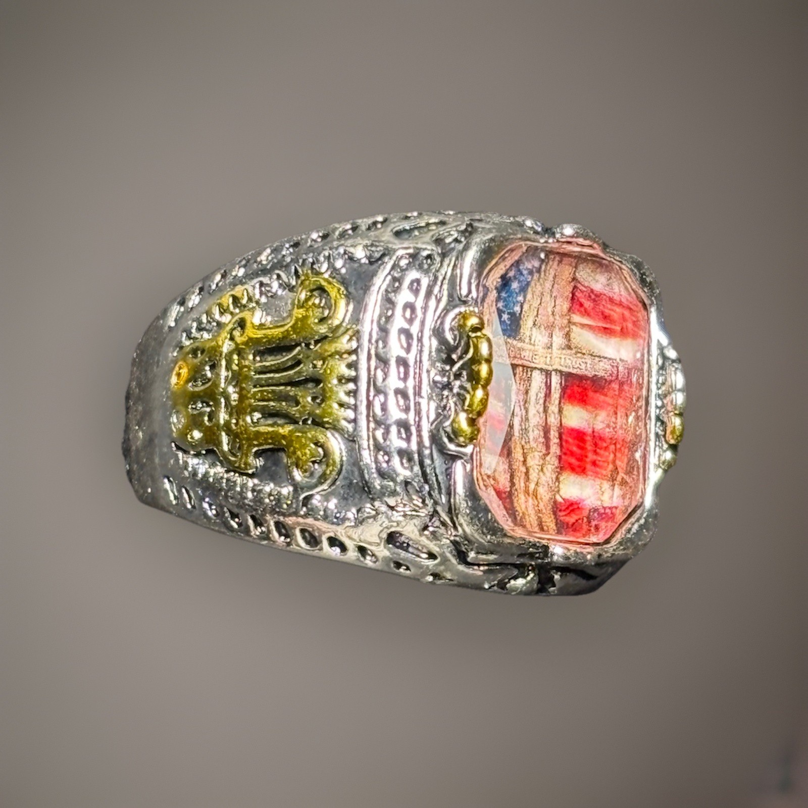 Two-Tone USA Flag Cross Crest Signet Ring Size 6 Enamel Engraved No Stone
