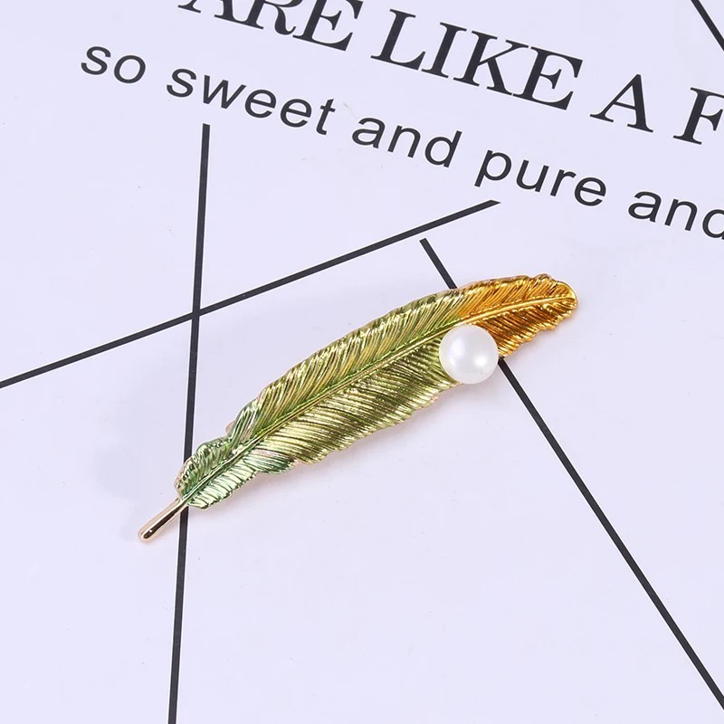 Luxury Rhinestone Feather Pins for Women Unisex Necklace Feathers Brooches 2