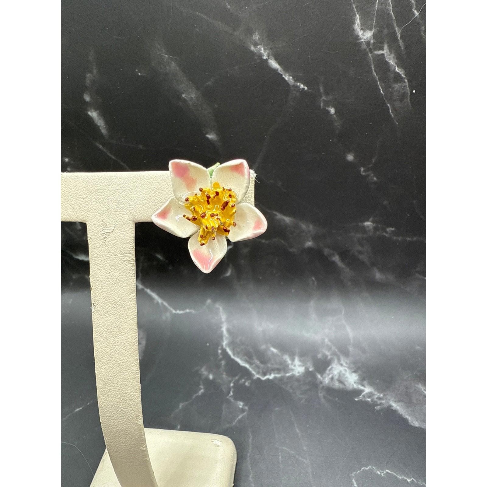 Vintage Ceramic German Enamel Flower Clip-On Earrings Yellow Center 1in