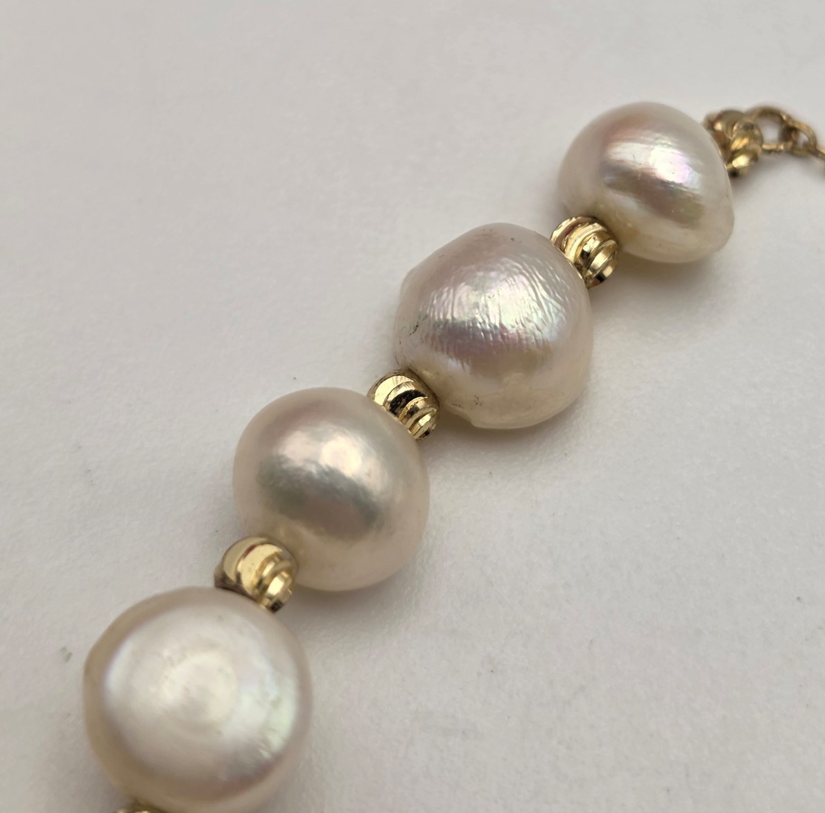 Natural Freshwater Baroque Pearl Bracelet Gold Tone CZ Toggle 7 In 9.1mm