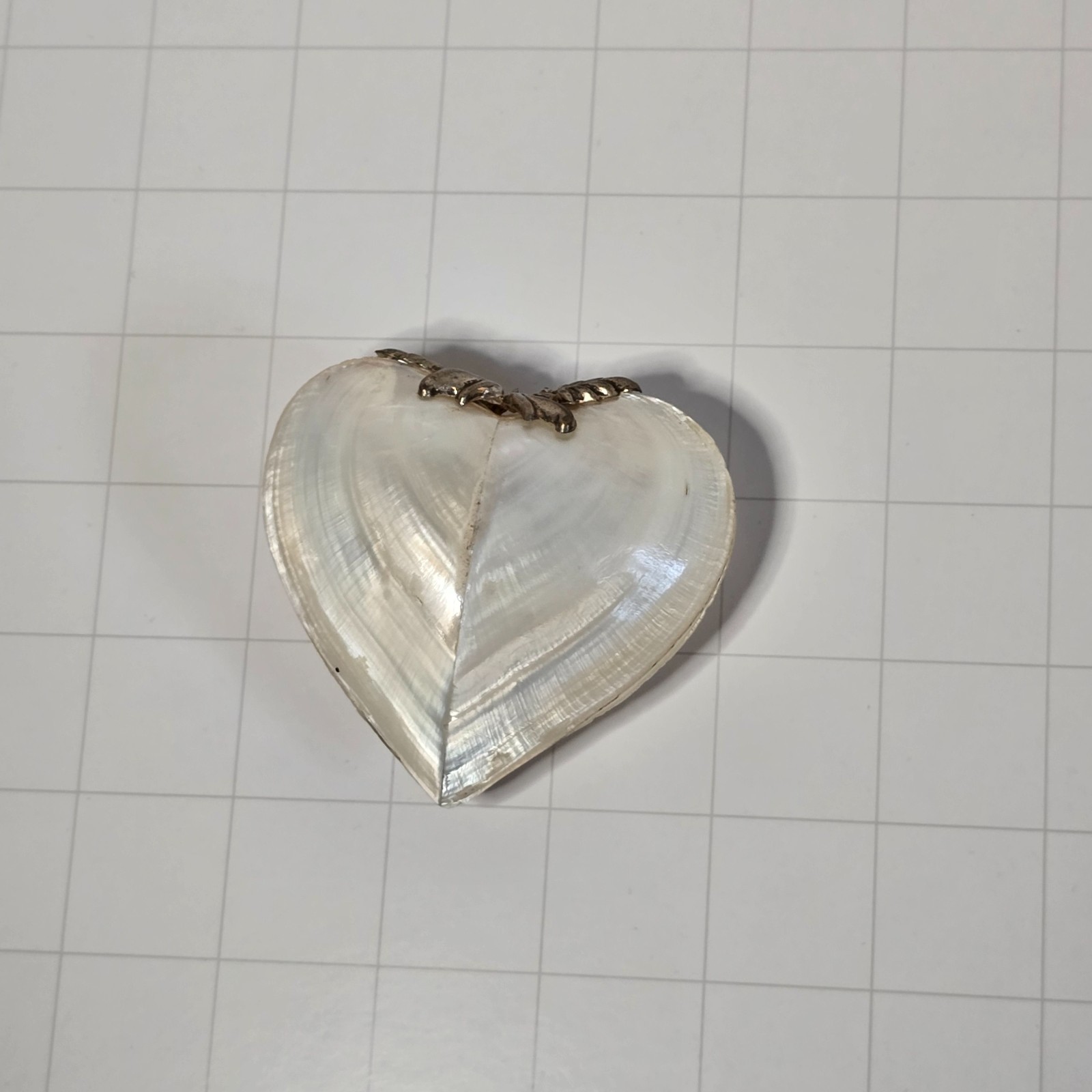 Mid Century Silvered Metal Mounted Abalone Shell Heart Locket – Mother of Pearl