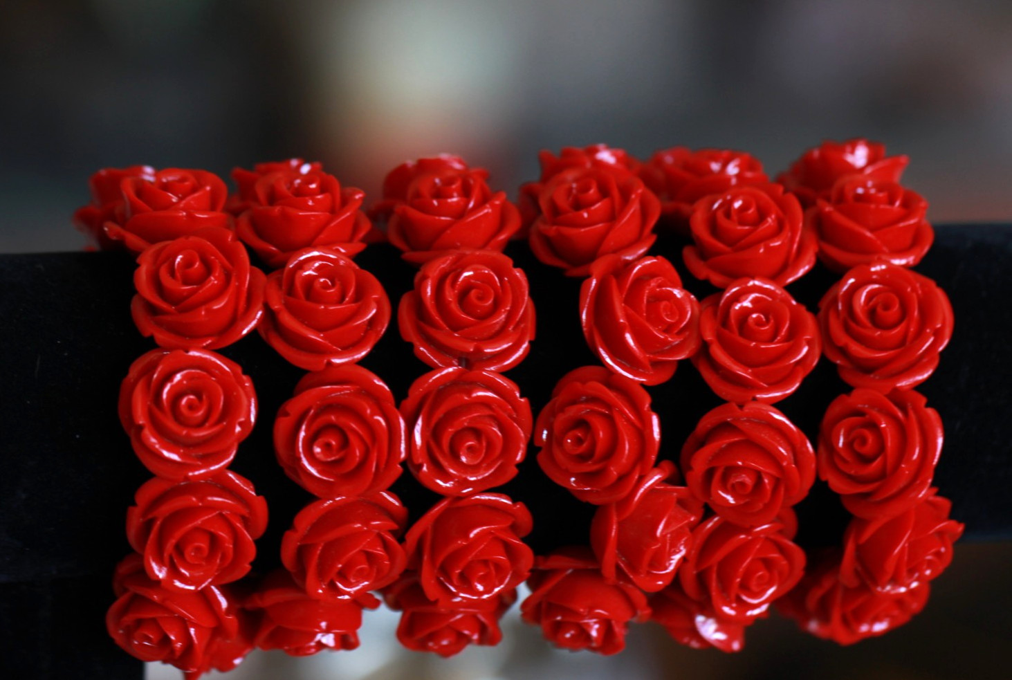 Rose Bud Flower Red Stretchy Elastic Bracelet Size 7-7 1/2″ Acylic Plastic