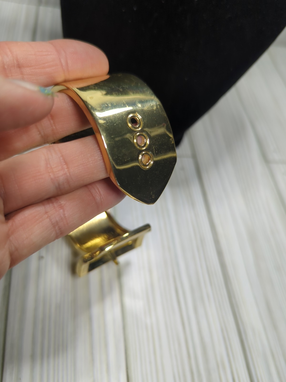 Vintage Chunky Gold Tone Belt Buckle Cuff Bracelet Hinged Statement Retro Bangle