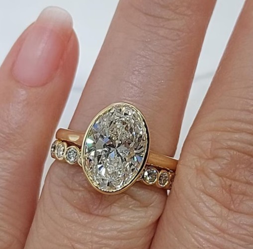 2Ct Oval Cut Simulated Diamond Bridal Set Ring 14k Yellow Gold Plated