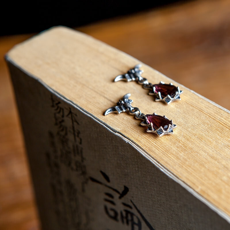 925 Sterling Silver Bat Wing Crystal Drop Earrings Victorian Gothic Dark Romance