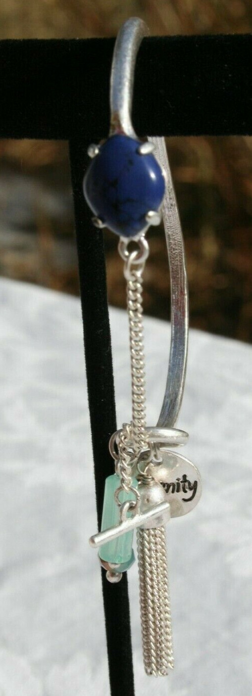 Charm Bracelet Black Cabachon Silver Tone Blue Crystal Dangle Toggle 7.5″