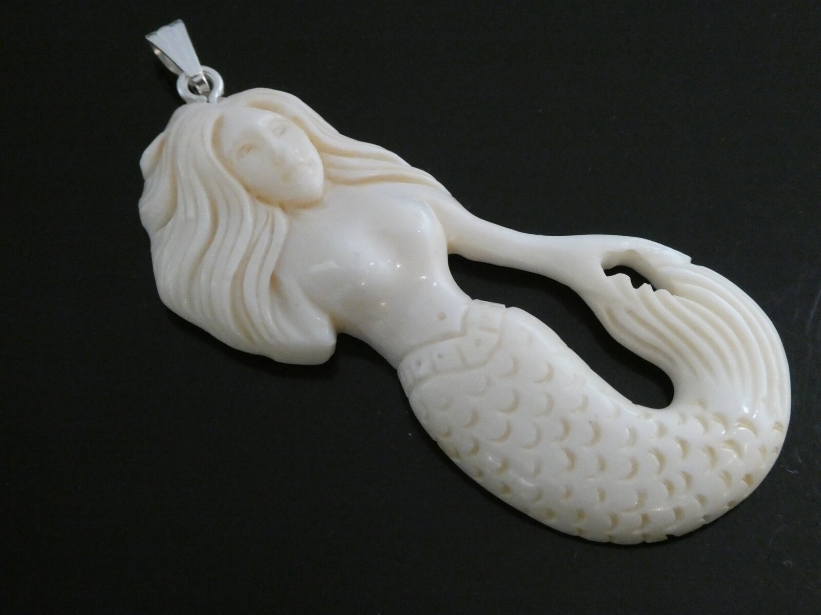 Siren Mermaid Sterling 925 Water Buffalo Bubalus Bubalis Bone Pendant & Cord