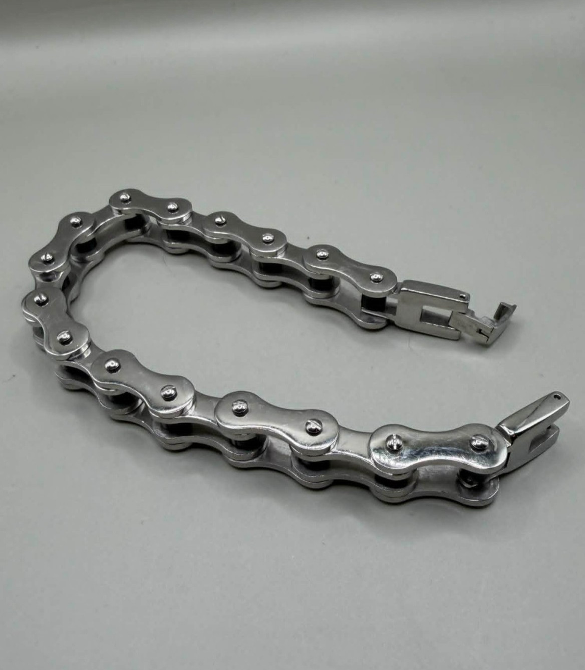 Avon Silver Stainless Steel biker chain bracelet