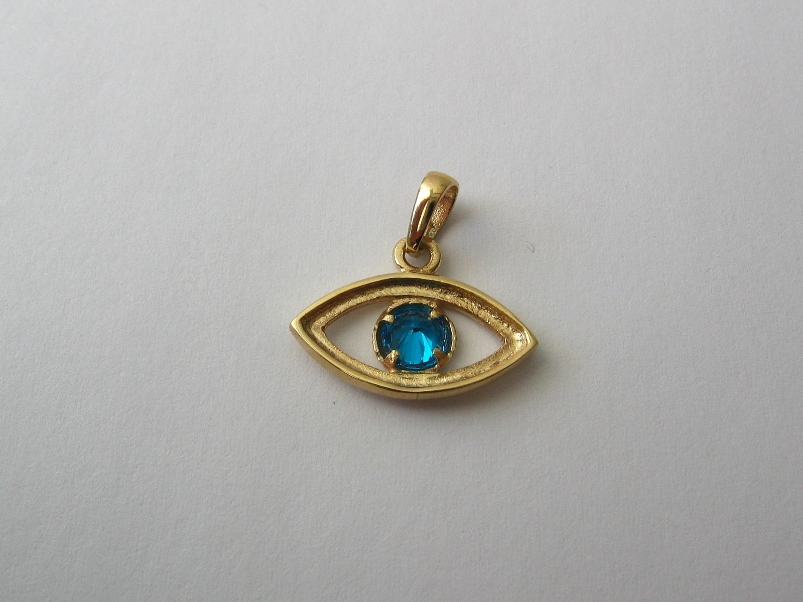 GENUINE SOLID 9ct 9K YELLOW GOLD Sapphire Evil Eye Necklace Pendant