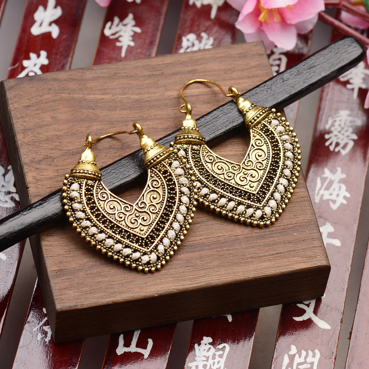 Retro Bohemian Boho Retro Heart Carved Ethnic Geometry Women Gold Stud Earrings