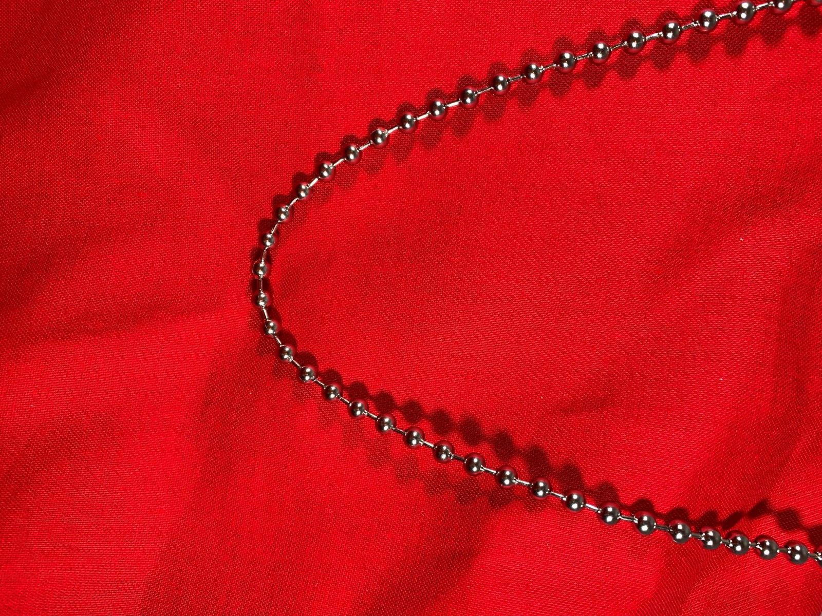 4mm STAINLESS STEEL SILVER BALL CHAIN 16″-42″ WITH A MILITARY CLASP USA SELLER