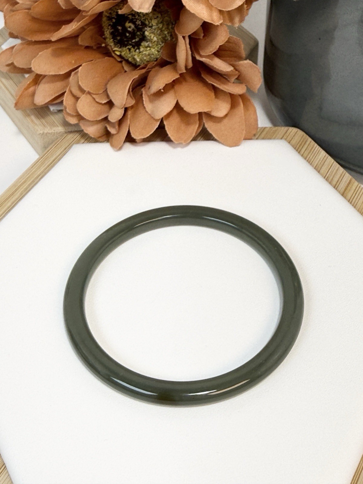Hetian Jade Green/Brown Splash Hard Bangle Size: 54.9MM Width: 5.5MM w/Cert