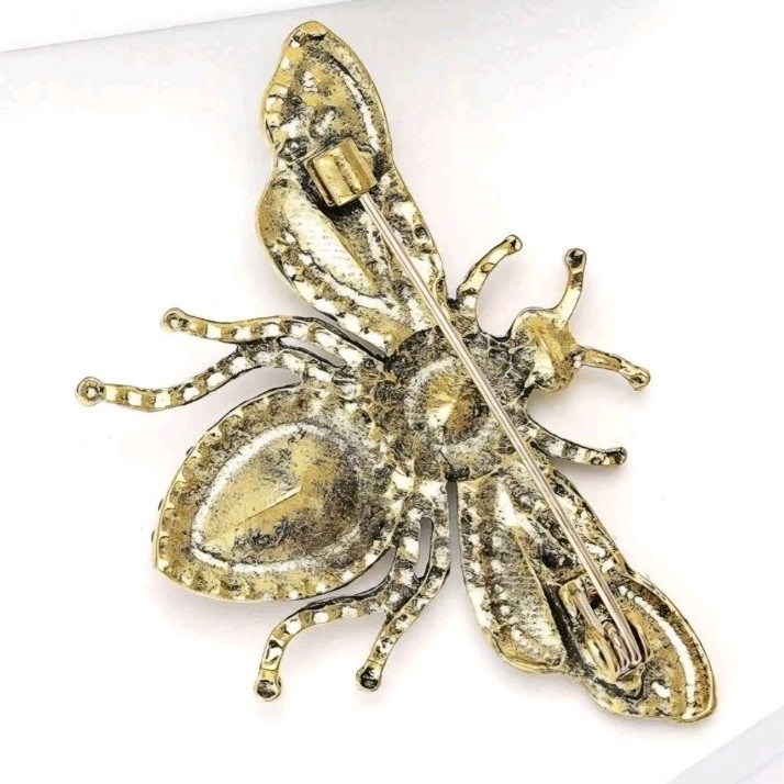 Green Rhinestone Bee Brooch Gold Tone Flying Insect Wasp Pin Cute Summer Jewelry