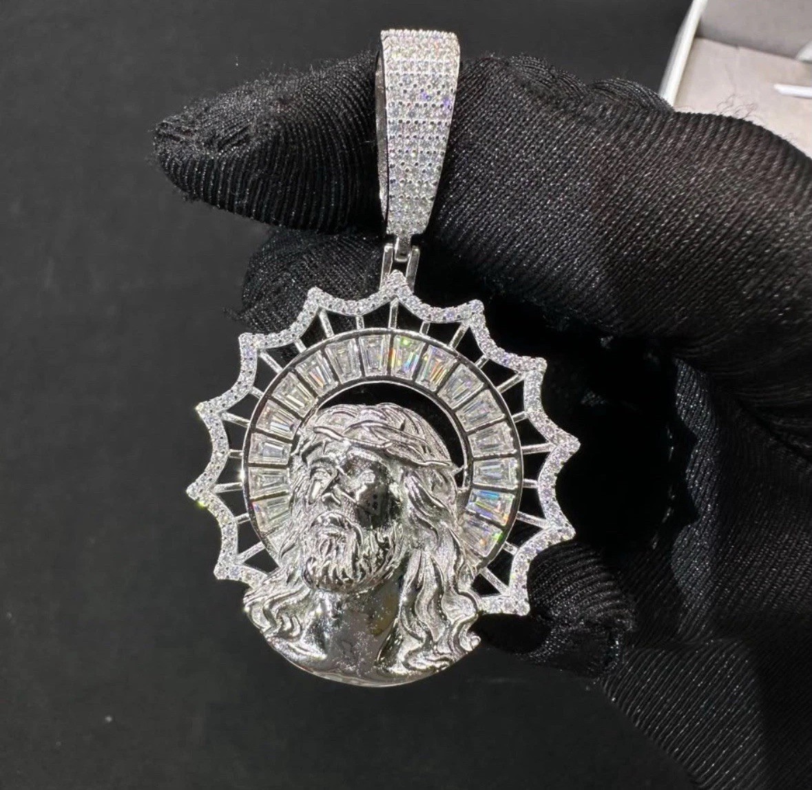 Silver Iced Out Jesus Head Round Pendant Charm Baguette moissanite