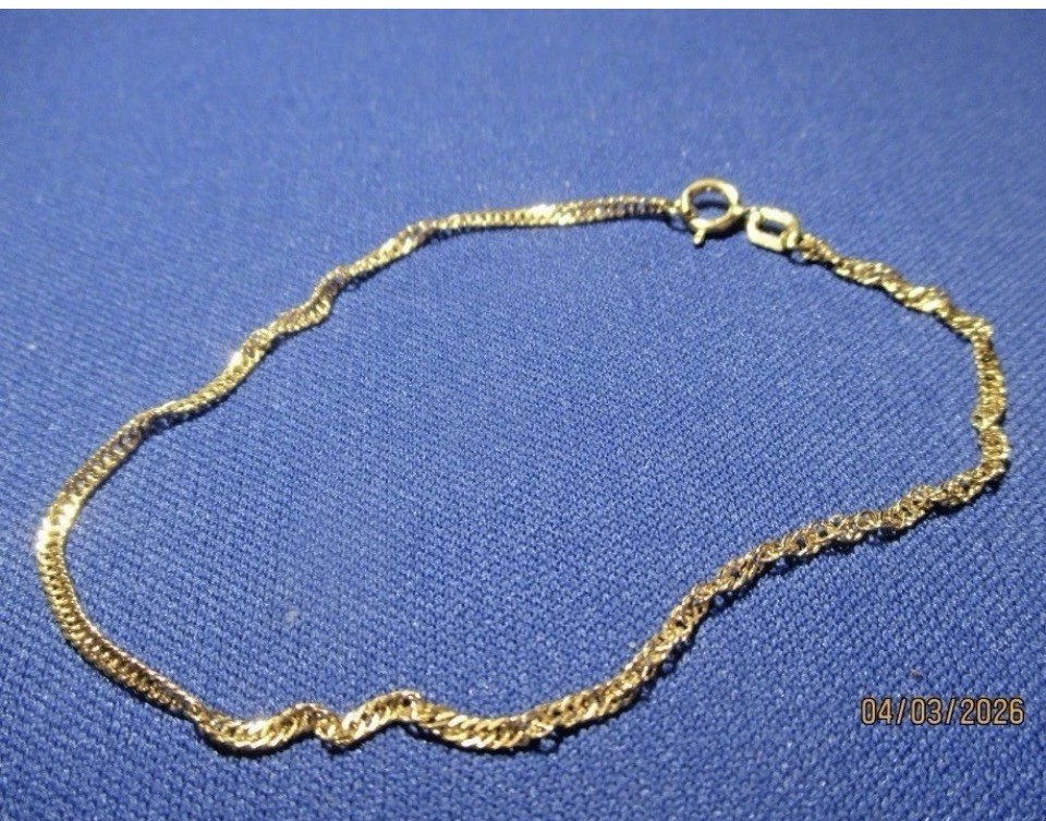 10k Solid Gold Singapore Rope Bracelet 7 in Spring Ring Clasp Signed No Stone
